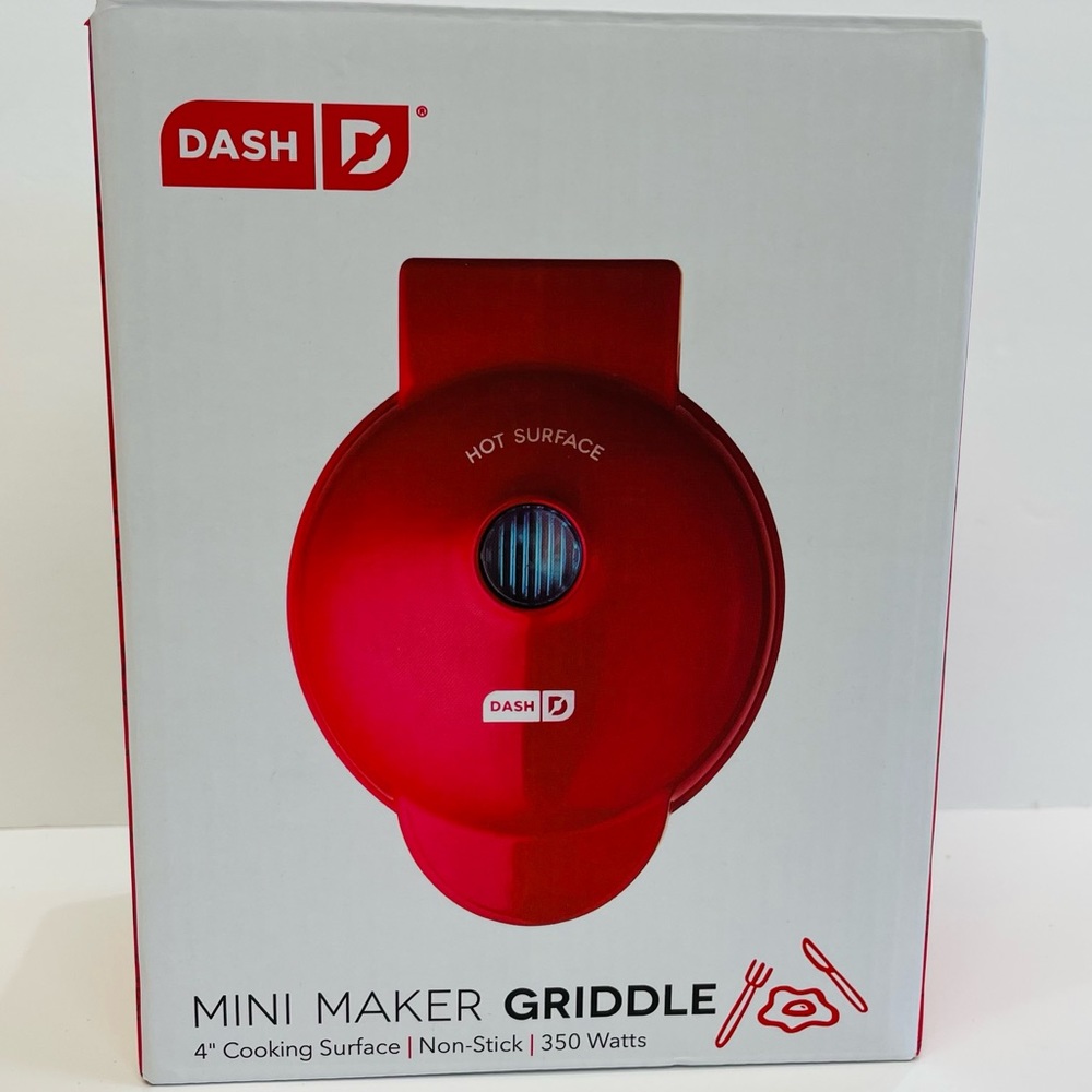 Dash Mini Maker Electric Round Griddle for Individual Pancakes RED BNIB